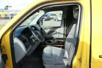 Volkswagen T5 Transporter 2.0 TDI PARKTRONIK - Thumbnail 11