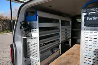 Volkswagen T6 Transporter 2.0 TDI lang 4Motion 3Sitzer AHK - Thumbnail 6