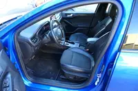 Ford Focus Turnier ST-Line X KLIMA NAVI - Thumbnail 10
