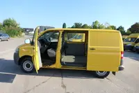 Volkswagen T5 Transporter 2.0 TDI PARKTRONIK - Thumbnail 9