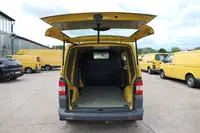 Volkswagen T5 Transporter 2.0 TDI PARKTRONIK EURO-5 - Thumbnail 9