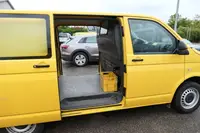 Volkswagen T5 Transporter 2.0 TDI PARKTRONIK - Thumbnail 9