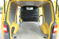 Volkswagen T5 Transporter 2.0 TDI PARKTRONIK - Thumbnail 9