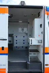 Mercedes-Benz Sprinter 319 6-Zylinder Krankenwagen  Strobel - Thumbnail 11