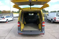 Volkswagen T5 Transporter 2.0 TDI PARKTRONIK EURO-5 - Thumbnail 5