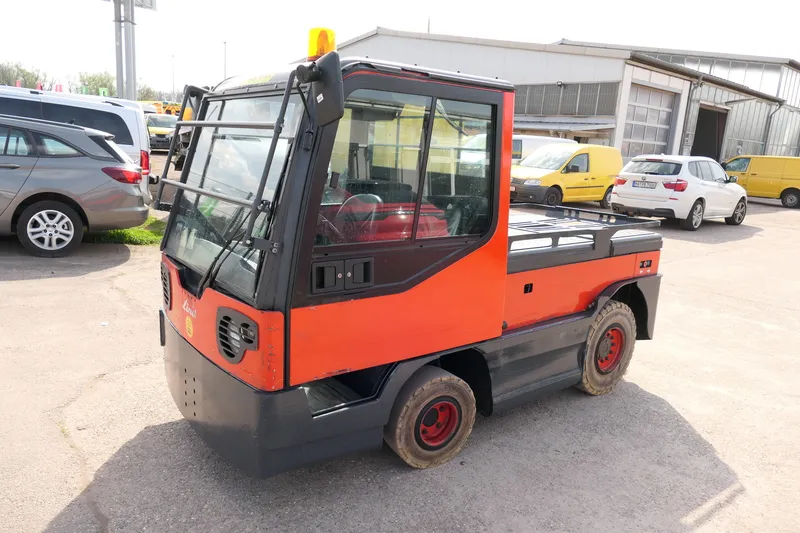 Linde P250 Schlepper AHK - Image 1