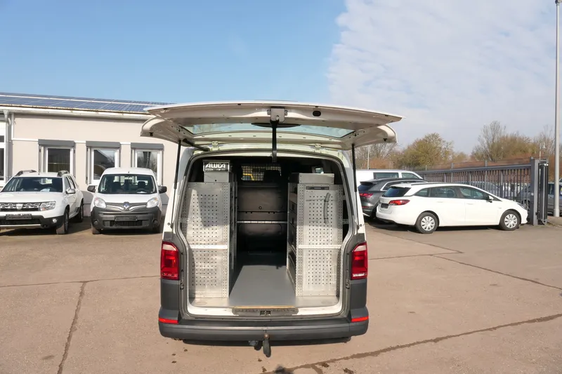 Volkswagen T6 Transporter 2.0 TDI 4Motion 3Sitzer KLIMA AHK - Image 1