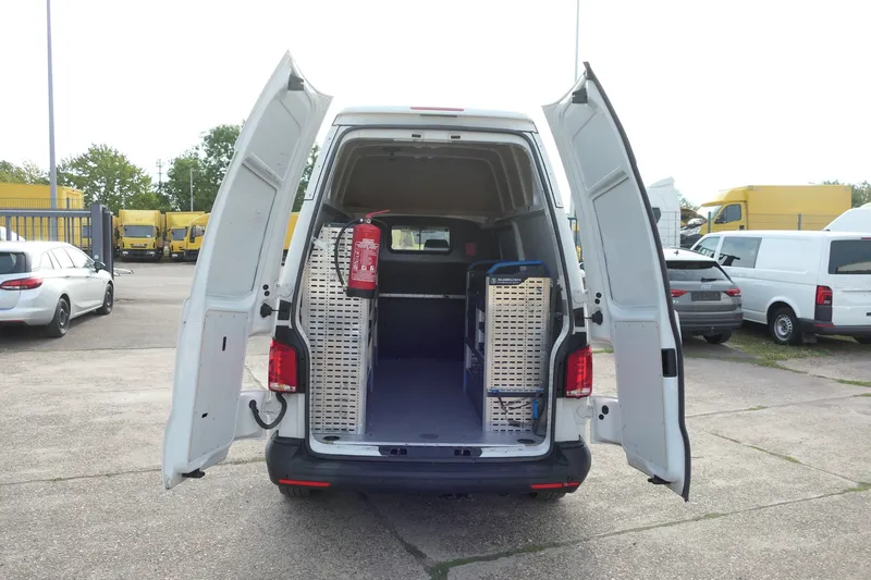 Volkswagen T6.1 Transporter 2.0 TDI 4MOTION Hochdach lang - Image 1