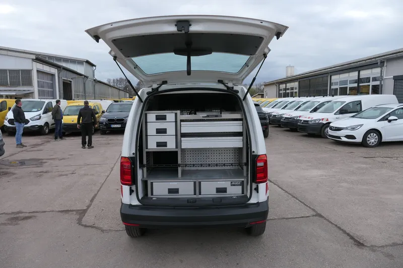 Volkswagen Caddy 4Motion 2.0 TDI - Image 1